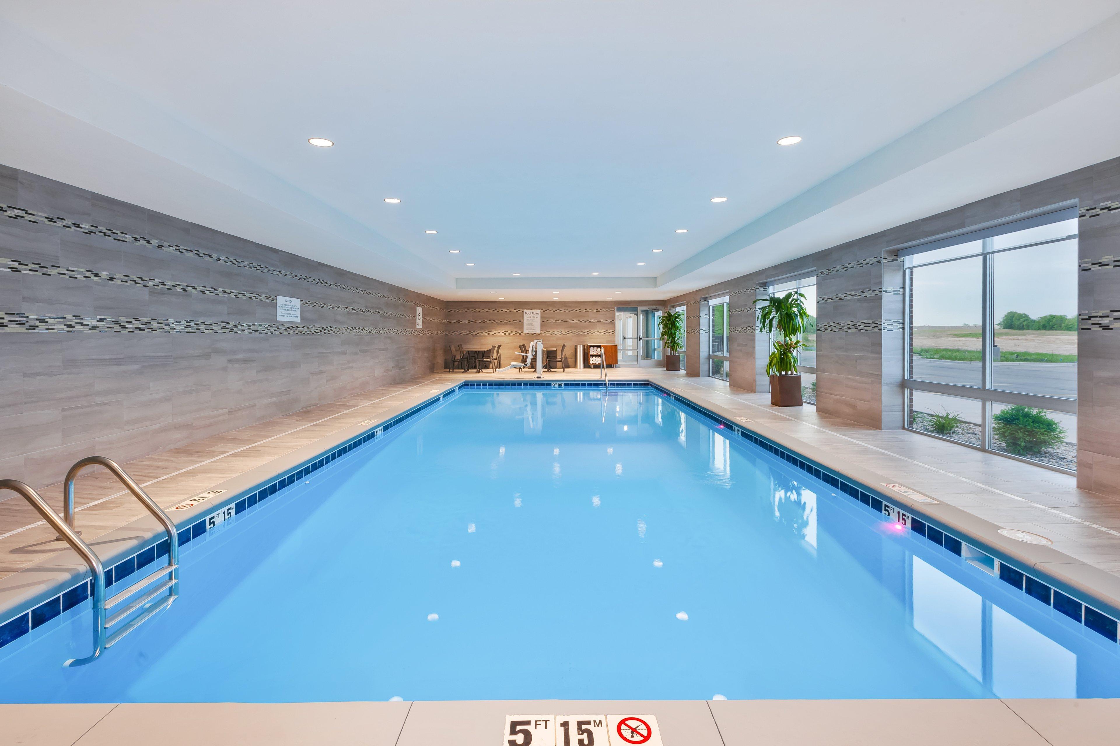 Holiday Inn Express & Suites - Grand Rapids Airport - South By Ihg Dış mekan fotoğraf