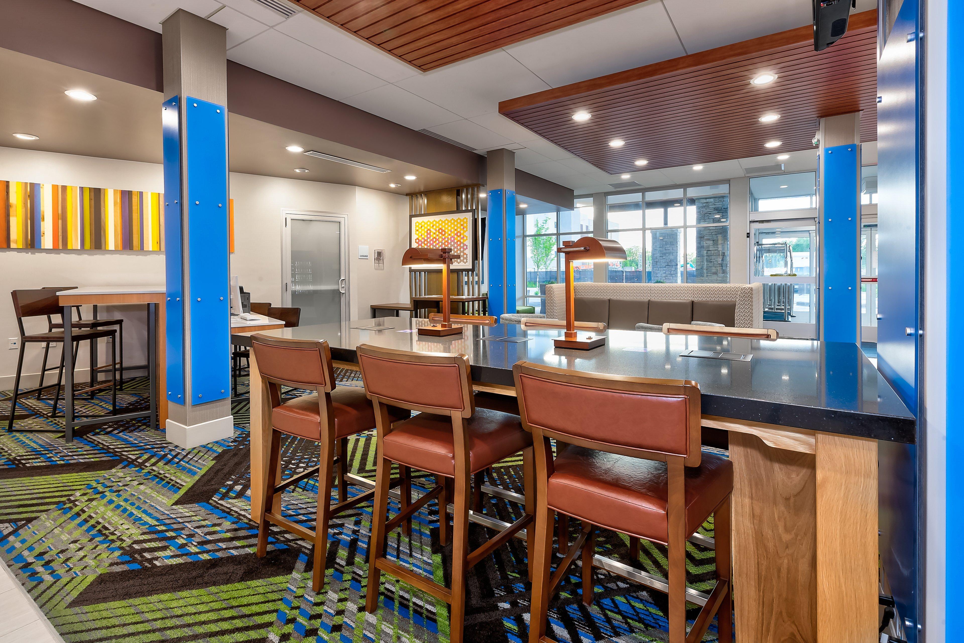 Holiday Inn Express & Suites - Grand Rapids Airport - South By Ihg Dış mekan fotoğraf