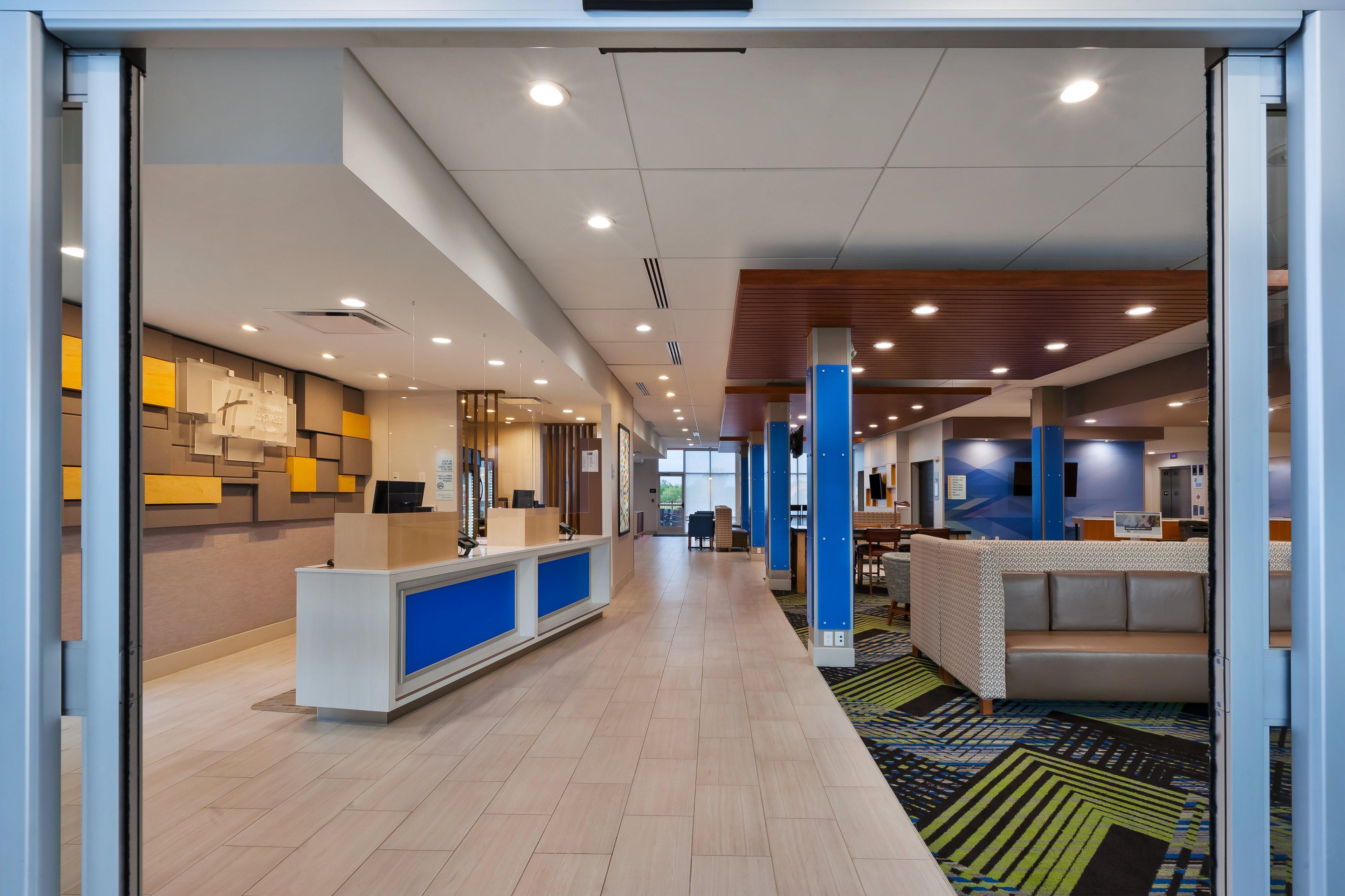 Holiday Inn Express & Suites - Grand Rapids Airport - South By Ihg Dış mekan fotoğraf