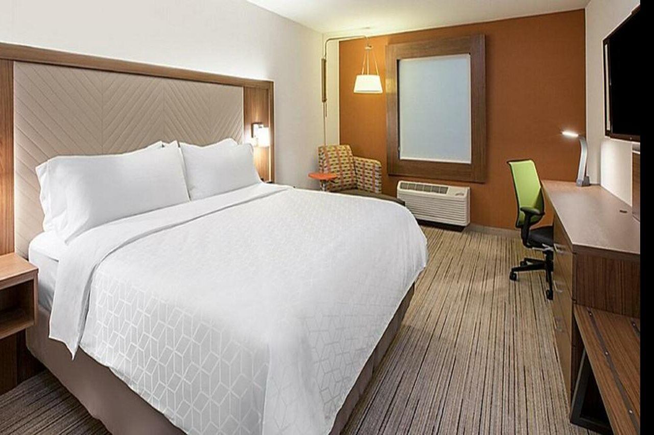 Holiday Inn Express & Suites - Grand Rapids Airport - South By Ihg Dış mekan fotoğraf