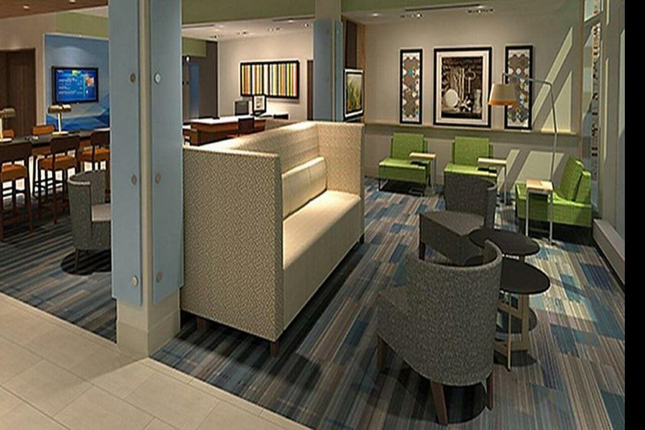 Holiday Inn Express & Suites - Grand Rapids Airport - South By Ihg Dış mekan fotoğraf